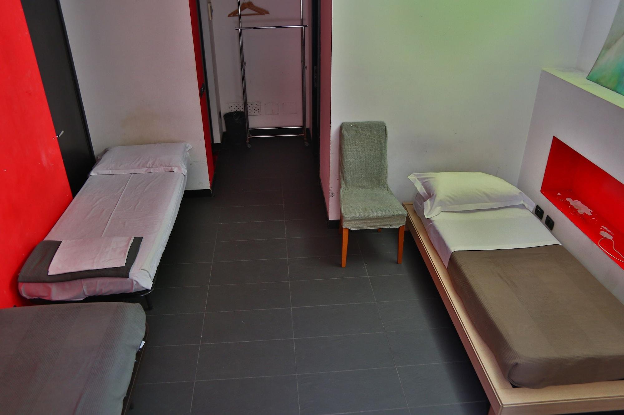 M&J Place Hostel โรม ภายนอก รูปภาพ