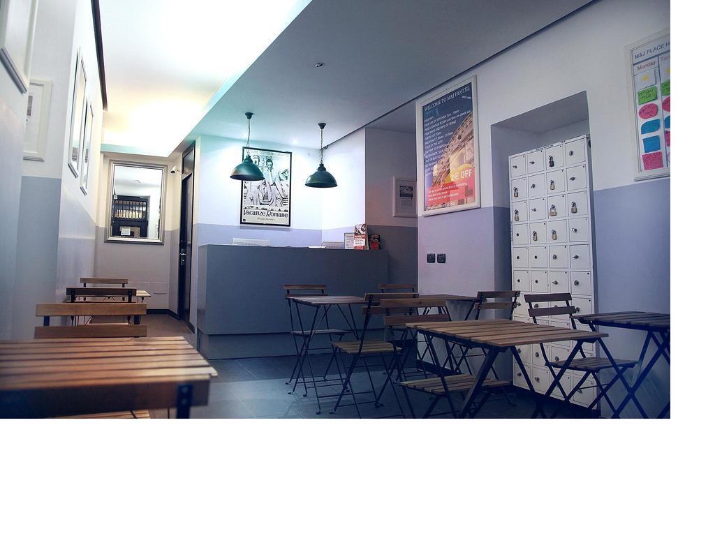 M&J Place Hostel โรม ภายนอก รูปภาพ